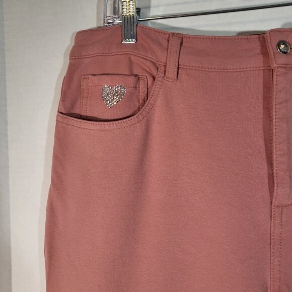 Dream Jeannes by Quacker Factory Women's Stretch Jeans Size 14 Salmon Pink - Picture 2 of 12